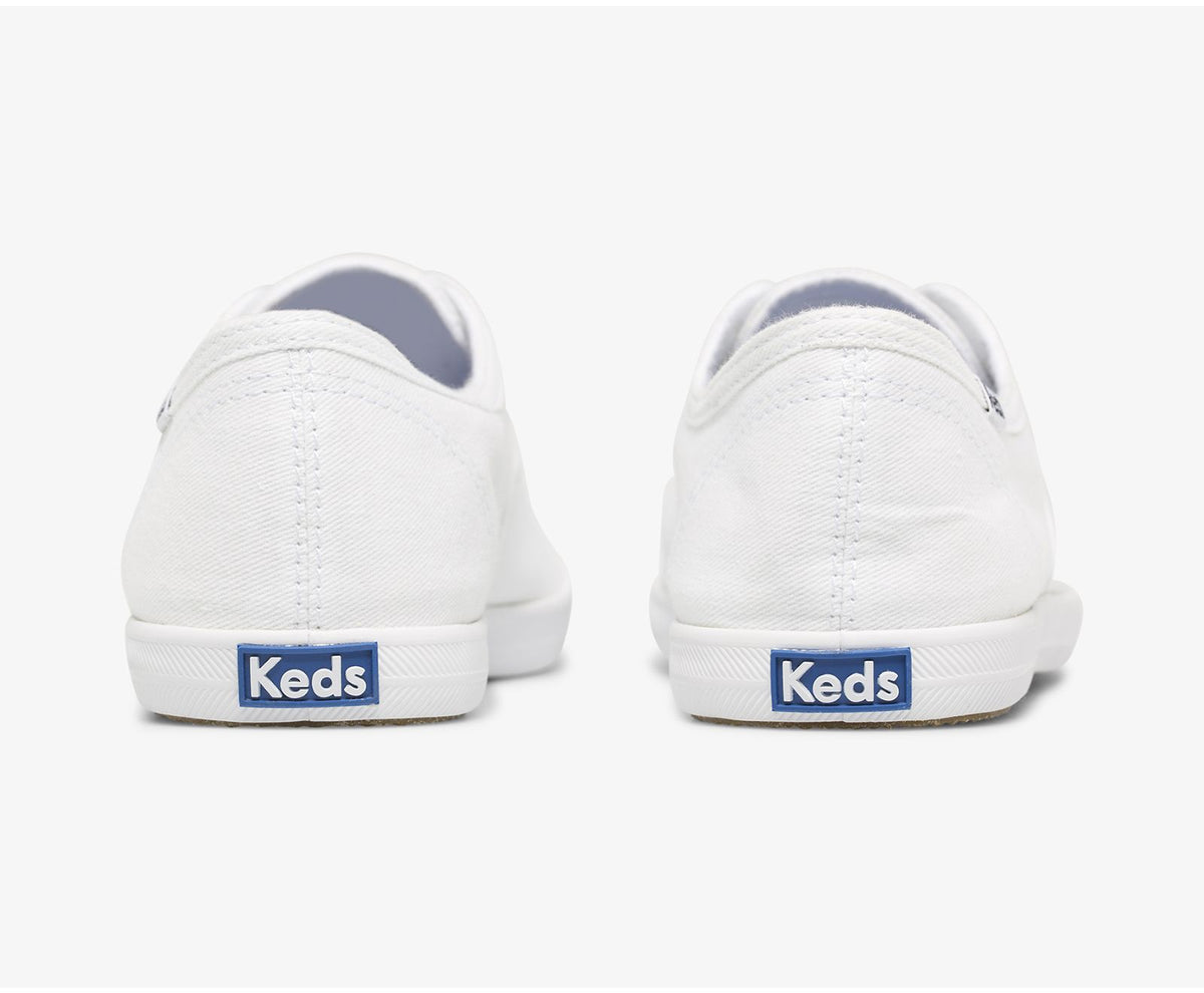 Women Chillax Basics Feat. Organic Cotton White - Keds