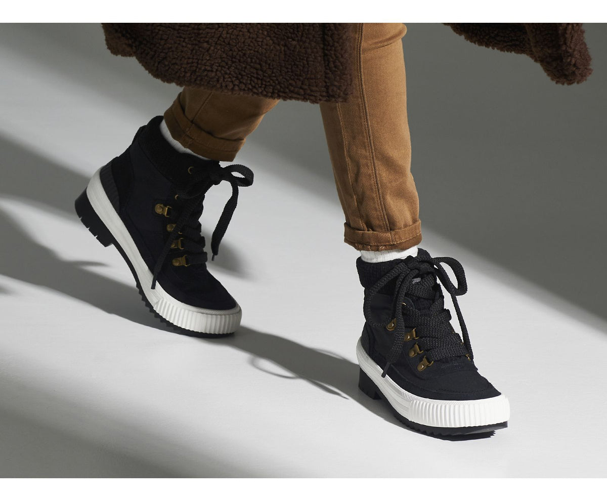 Women Fielder Boot Suede/Nylon & Velvet Thinsulate™ Black - Keds